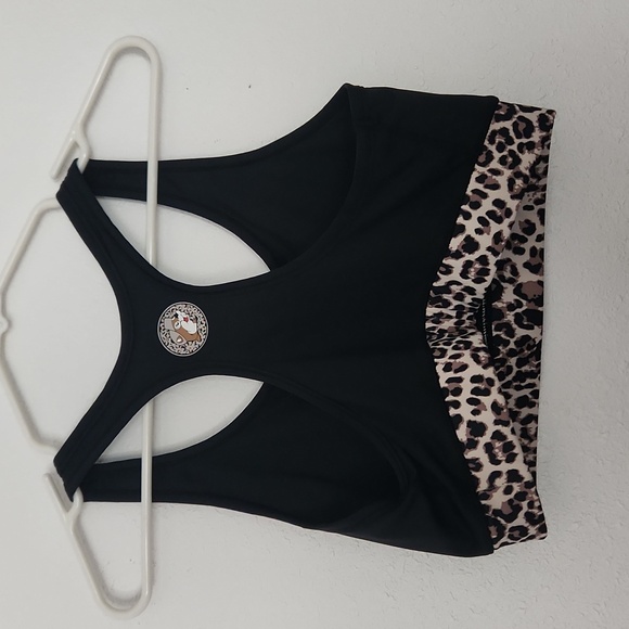 ❌️SOLD❌️ BUC-EE'S: Sports Bra - Picture 3 of 3